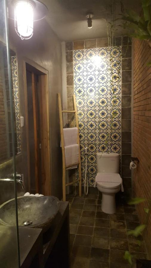 Oma Watu Inn Pringkuku Exteriör bild