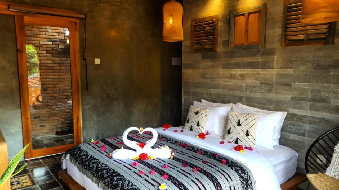 Oma Watu Inn Pringkuku Exteriör bild