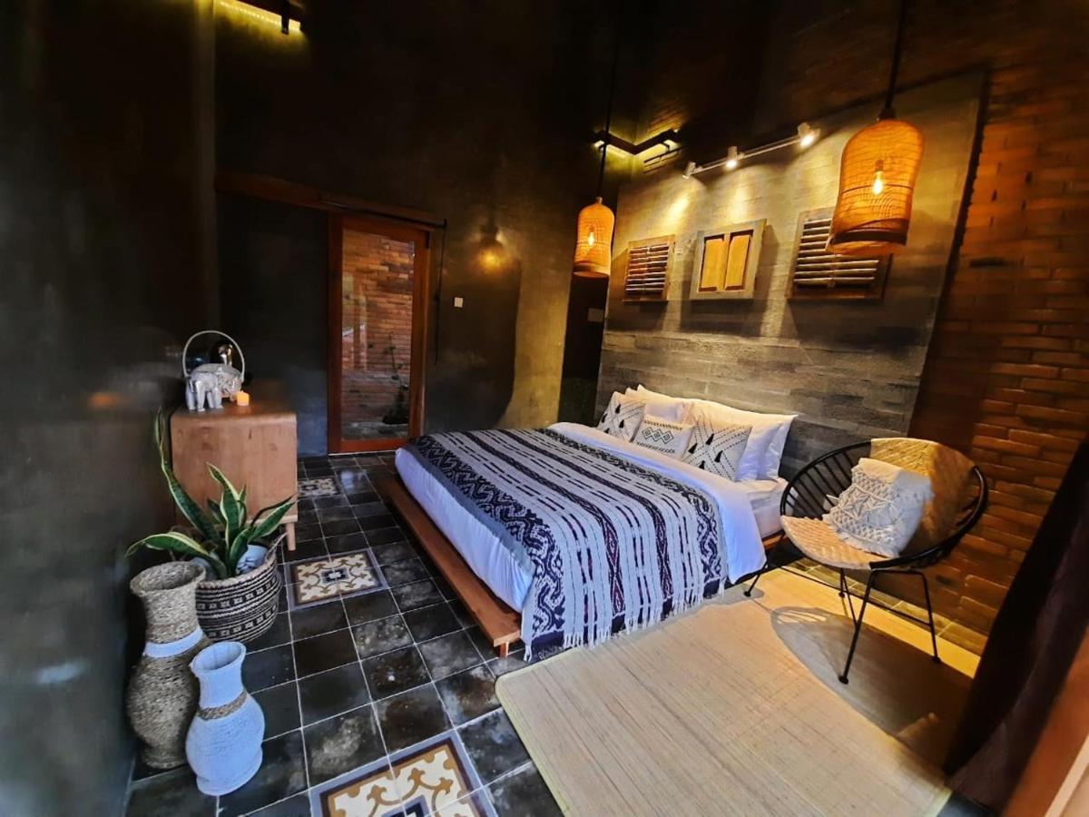 Oma Watu Inn Pringkuku Exteriör bild